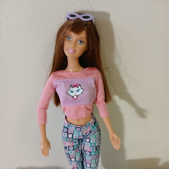 Barbie with cat and accessories - Picture 2 of 6